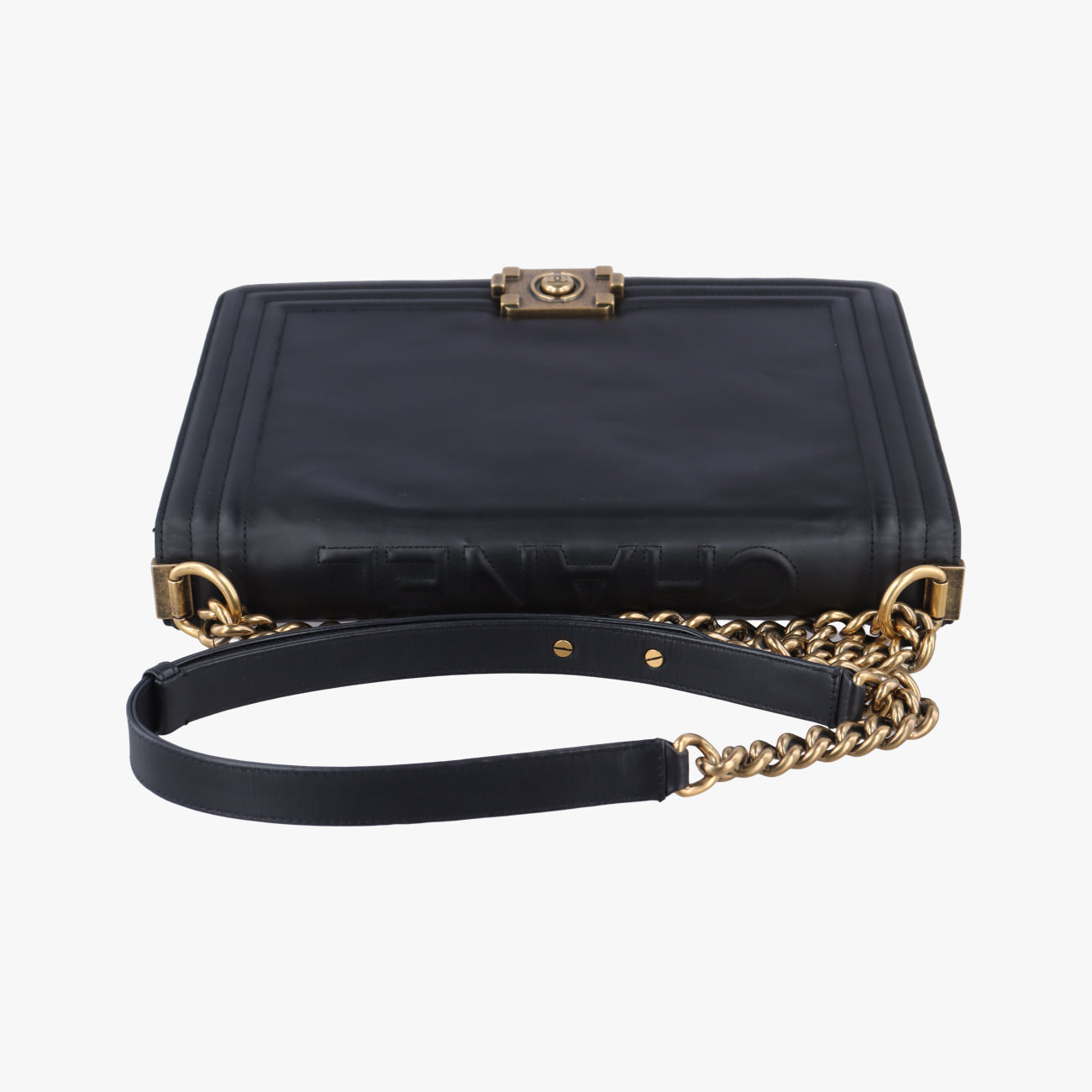 BOY CHANELBlackLeatherA6671115332938ボーイシャネルブラックレザーA6671115332938