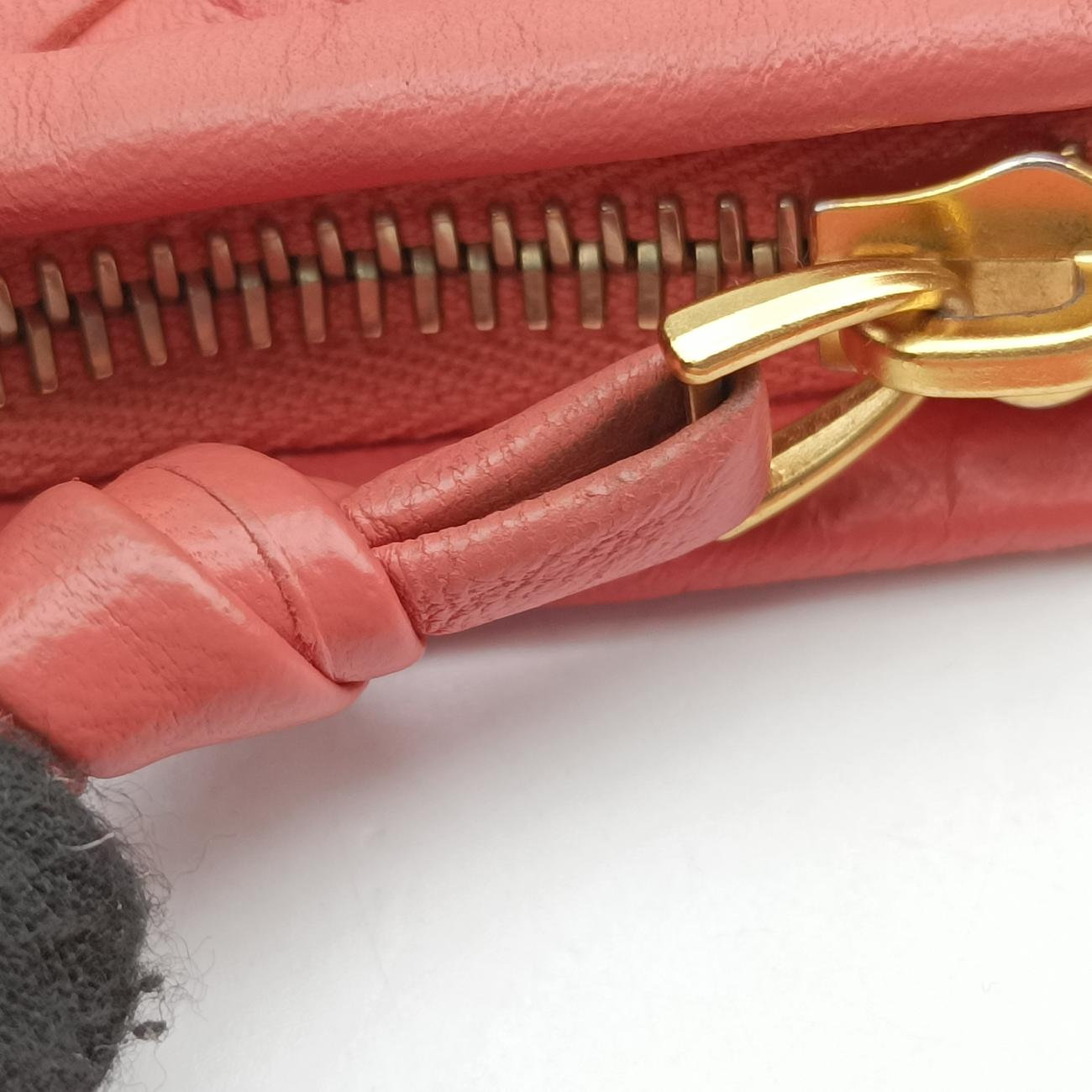 IntrecciatoPinklambskin115653 V0013 6810 EPEV 2007 1982 Aイントレチャートピンクラムスキン115653 V0013 6810 EPEV 2007 1982 A