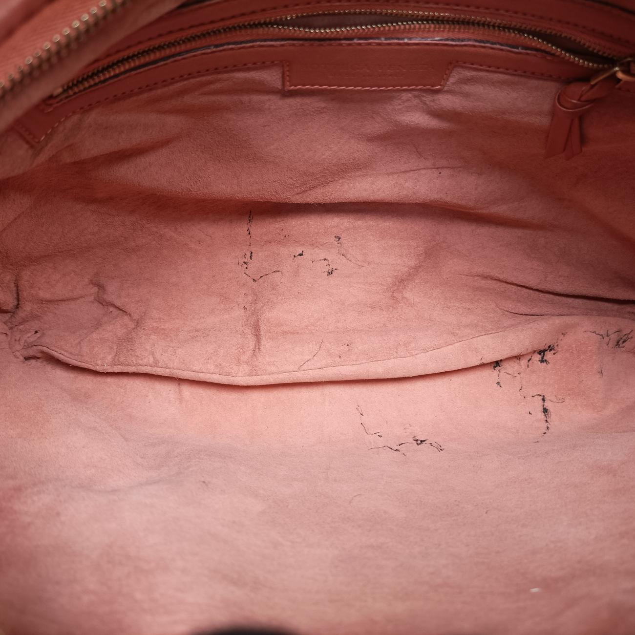 IntrecciatoPinklambskin115653 V0013 6810 EPEV 2007 1982 Aイントレチャートピンクラムスキン115653 V0013 6810 EPEV 2007 1982 A