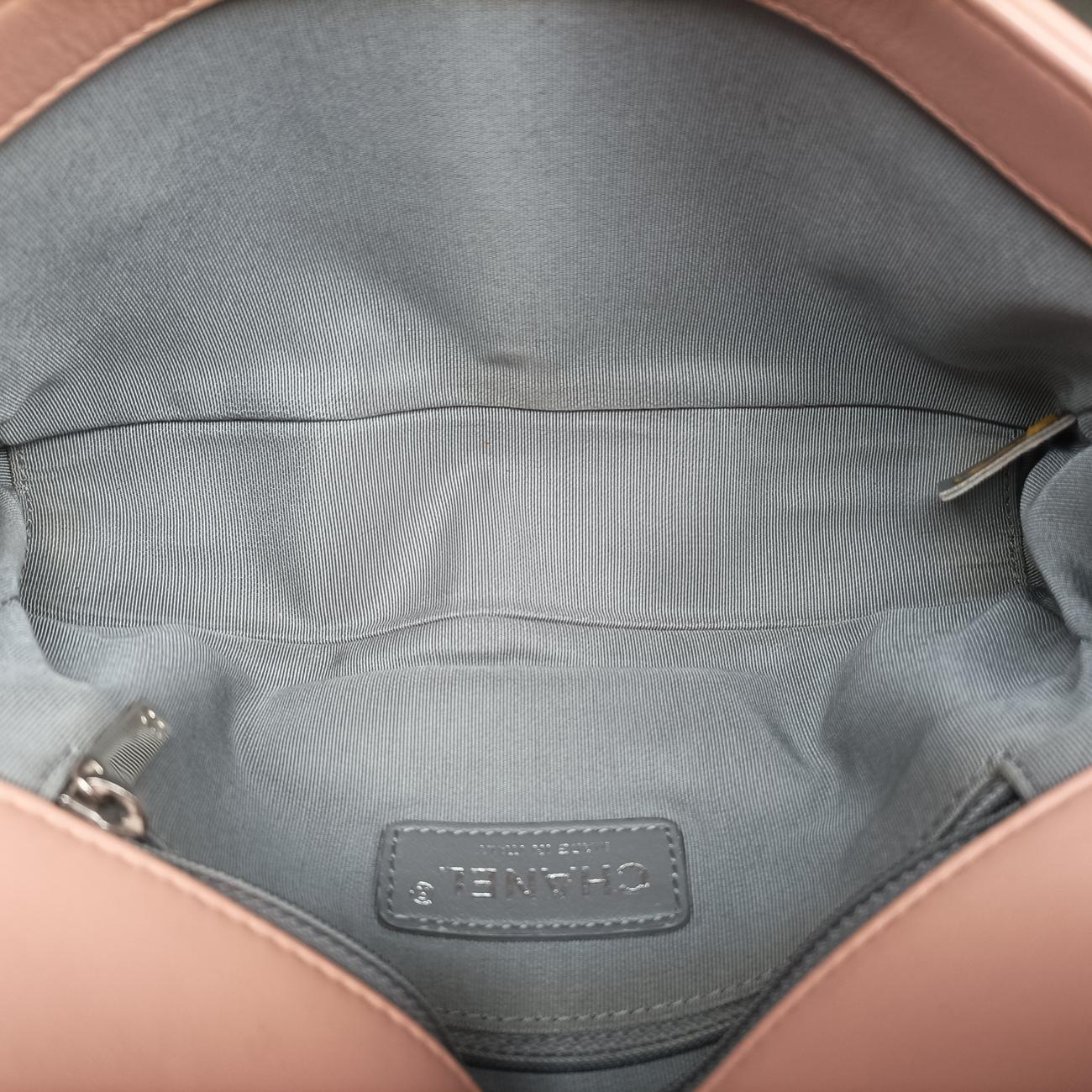 Galuchat Stingray Medium Boy FlapPink×BeigeLeatherA6706416404982ガルーシャ スティングレイ ミディアム ボーイ フラップピンク×ベージュレザーA6706416404982