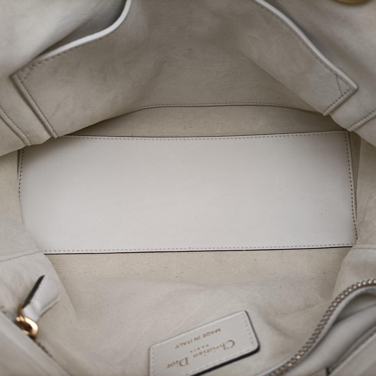 Lady Dior White Leather 02-MA-0197レディディオール ホワイト レザー 02-MA-0197