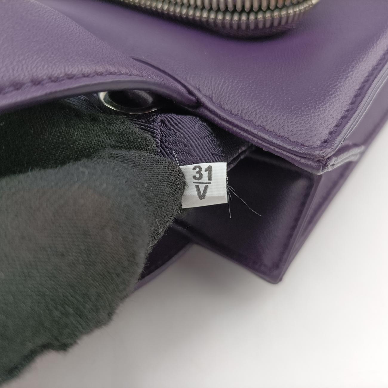 Turquoise Mini TotePurplelambskin1BG41831/Vトライアングルロゴパープルラムスキン1BG41831/V