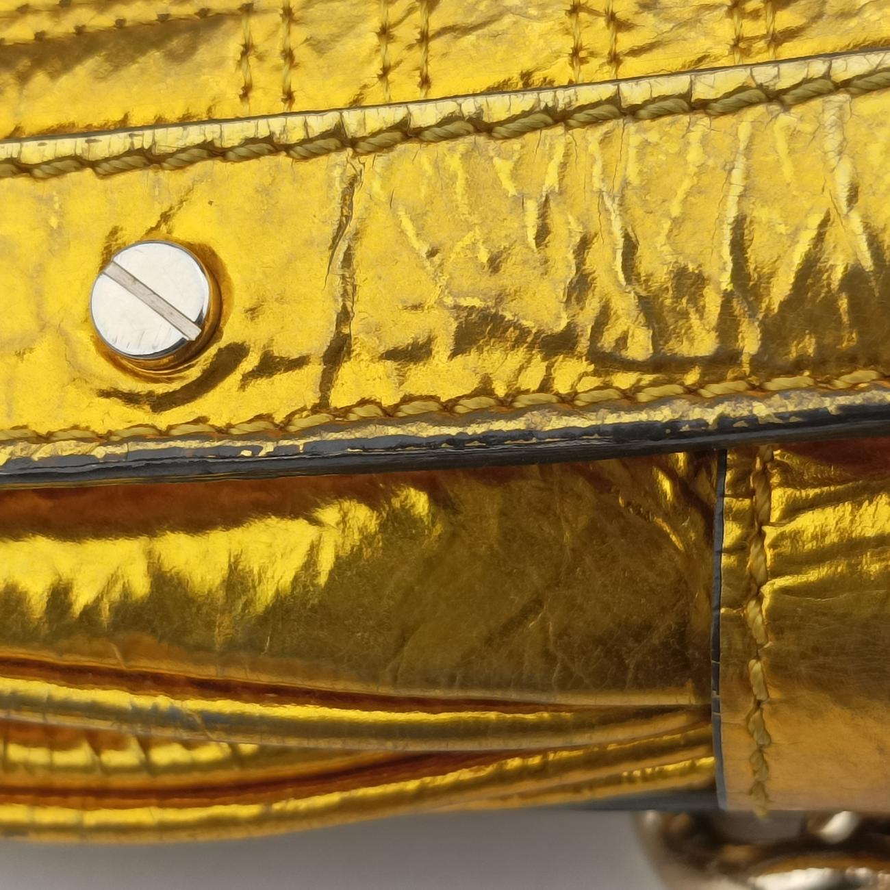 La MedusaGoldenLeatherラ メデューサゴールドレザー