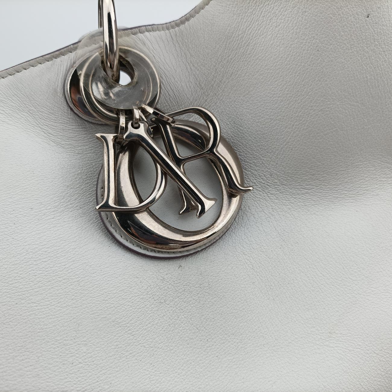 DiorissimoWhiteLeather19-MA-1111ディオリッシモホワイトレザー19-MA-1111