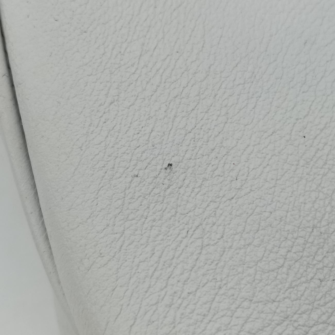 DiorissimoWhiteLeather19-MA-1111ディオリッシモホワイトレザー19-MA-1111