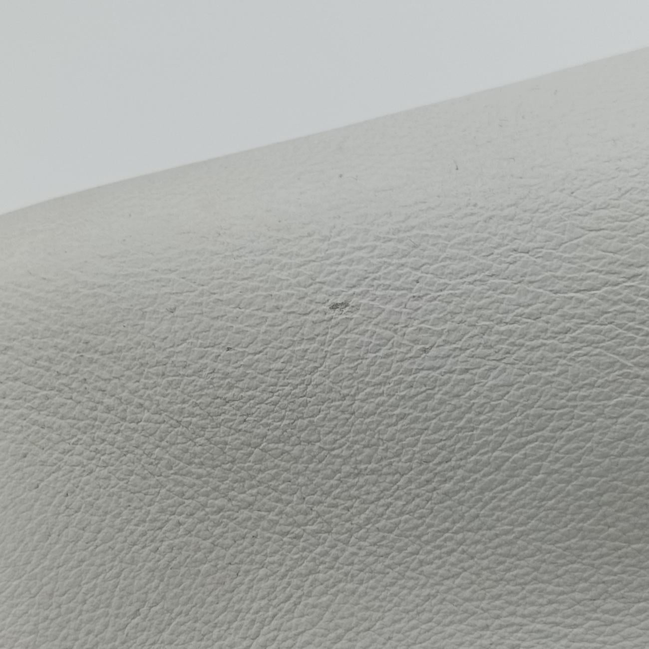 DiorissimoWhiteLeather19-MA-1111ディオリッシモホワイトレザー19-MA-1111