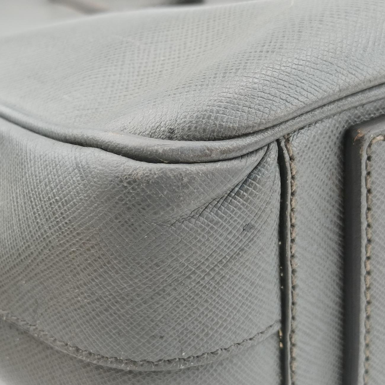 Business Briefcase Grey SAFFIANO Leather 2VE011 7 Dビジネス ブリーフケース グレー サフィアーノレザー 2VE011 7 D