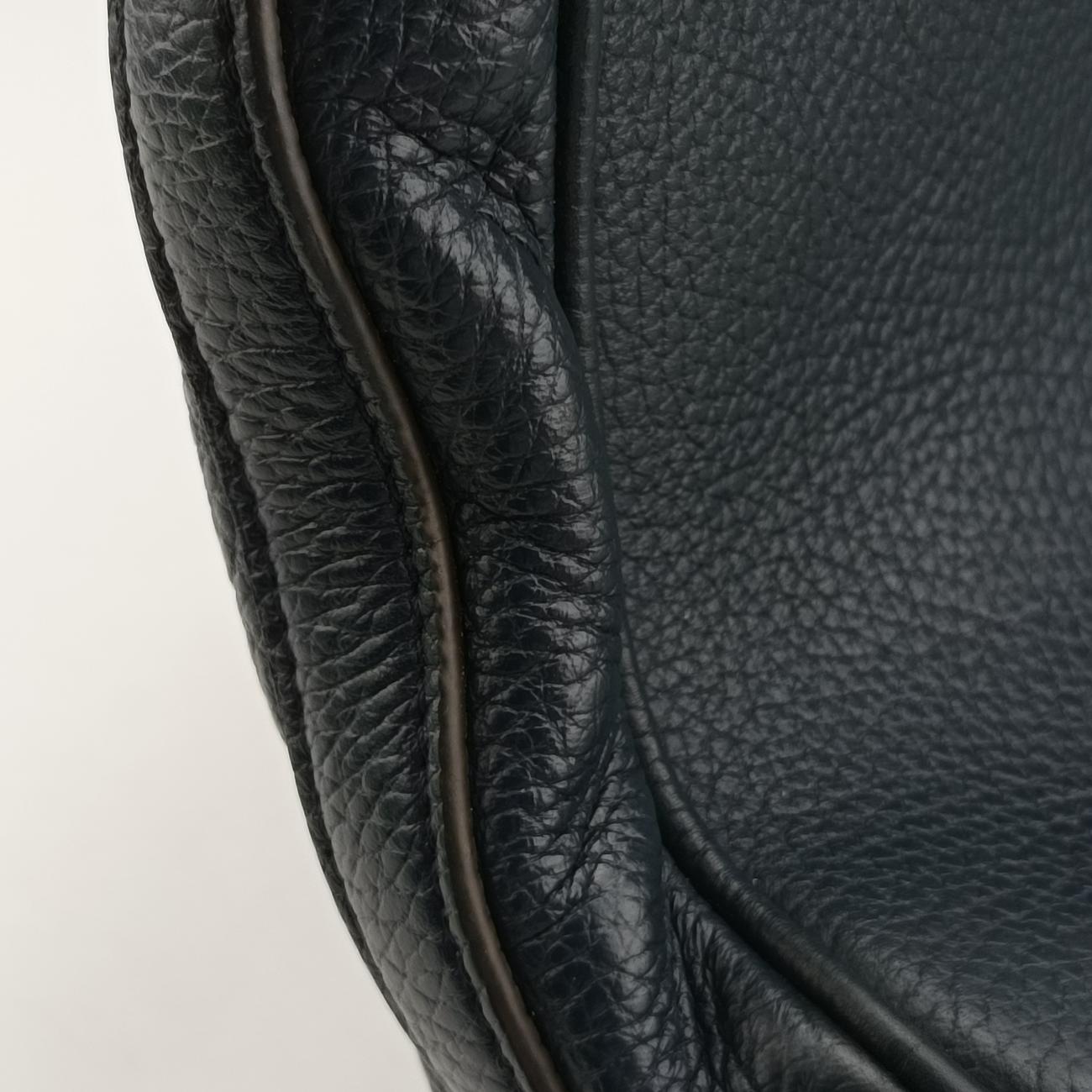 Armand Briefcase MM NAVY Taurillon leather M54380 UB2137アルマンド ブリーフケース MM ネイビー トリヨンレザー M54380 UB2137