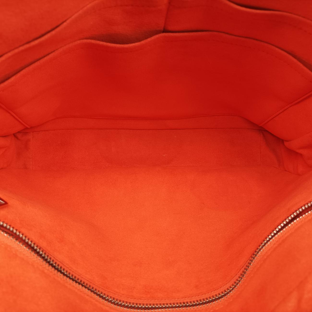 Armand Briefcase MM NAVY Taurillon leather M54380 UB2137アルマンド ブリーフケース MM ネイビー トリヨンレザー M54380 UB2137