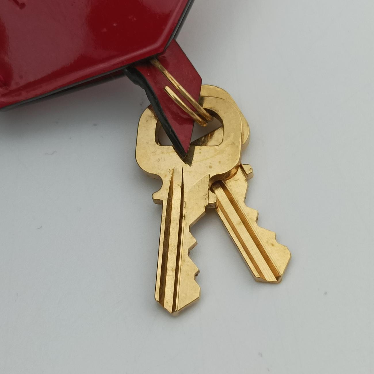 Alma PM pomme d'amour Vernis FL0194アルマPM ポムダムール ヴェルニ M90096 FL0194