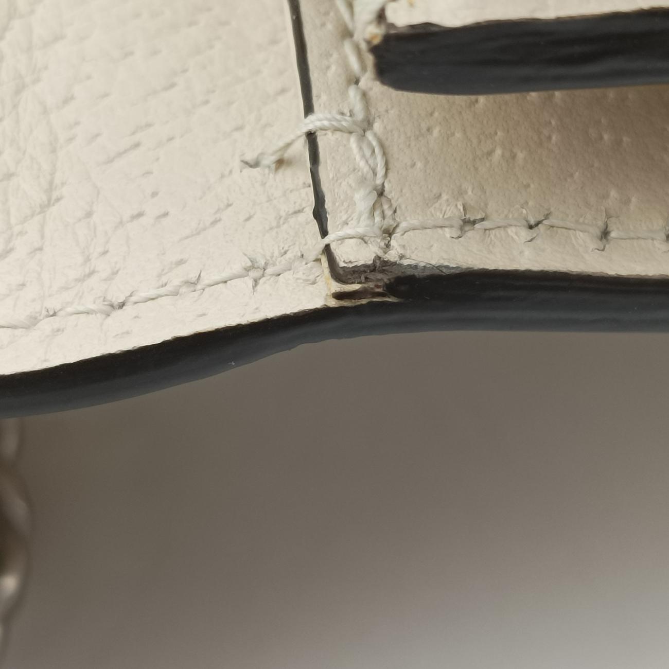 DionysusWhiteLeather400249F029253890ディオニュソスホワイトレザー400249F029253890