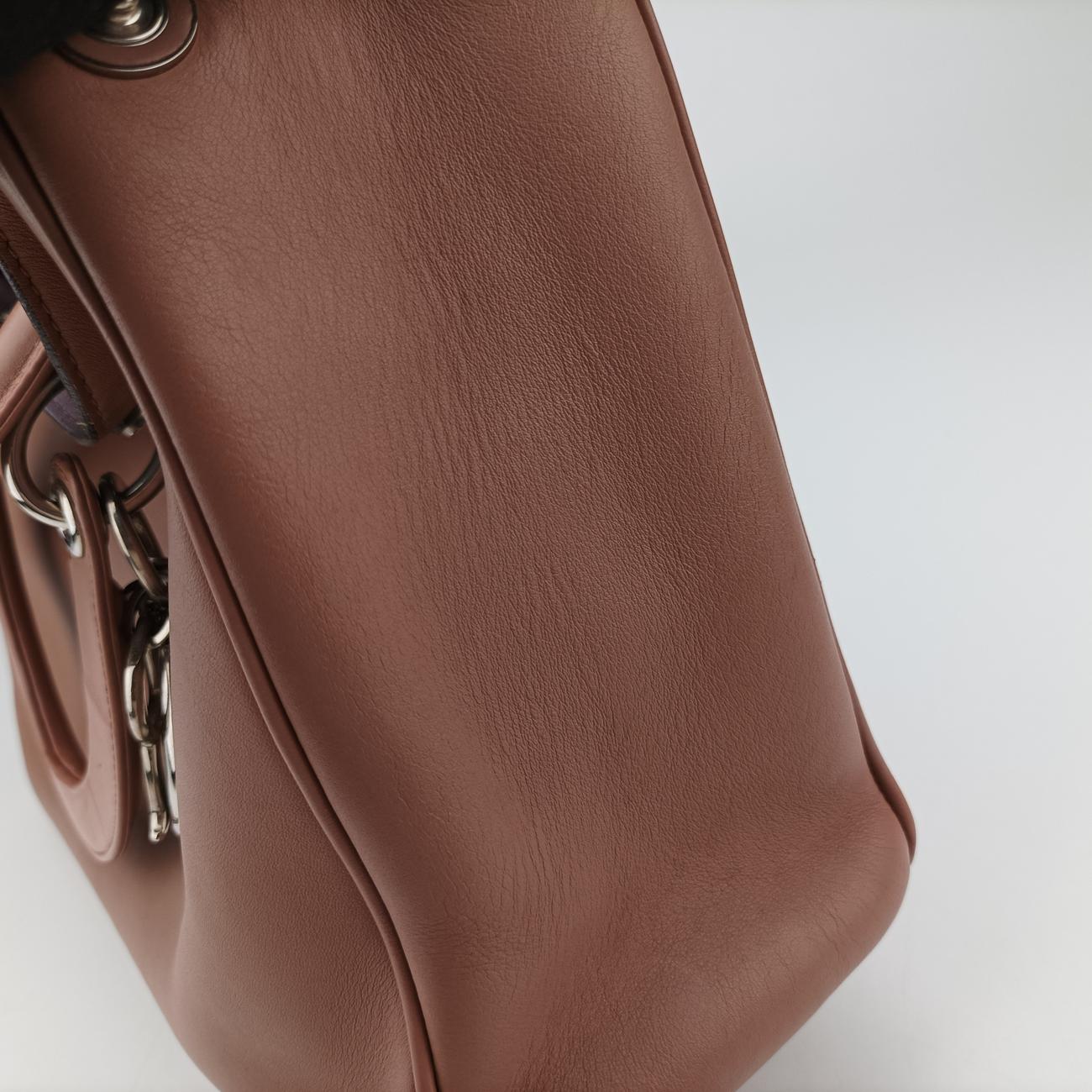 DiorissimoBrownLeather19-MA-0152ディオリッシモブラウンレザー19-MA-0152