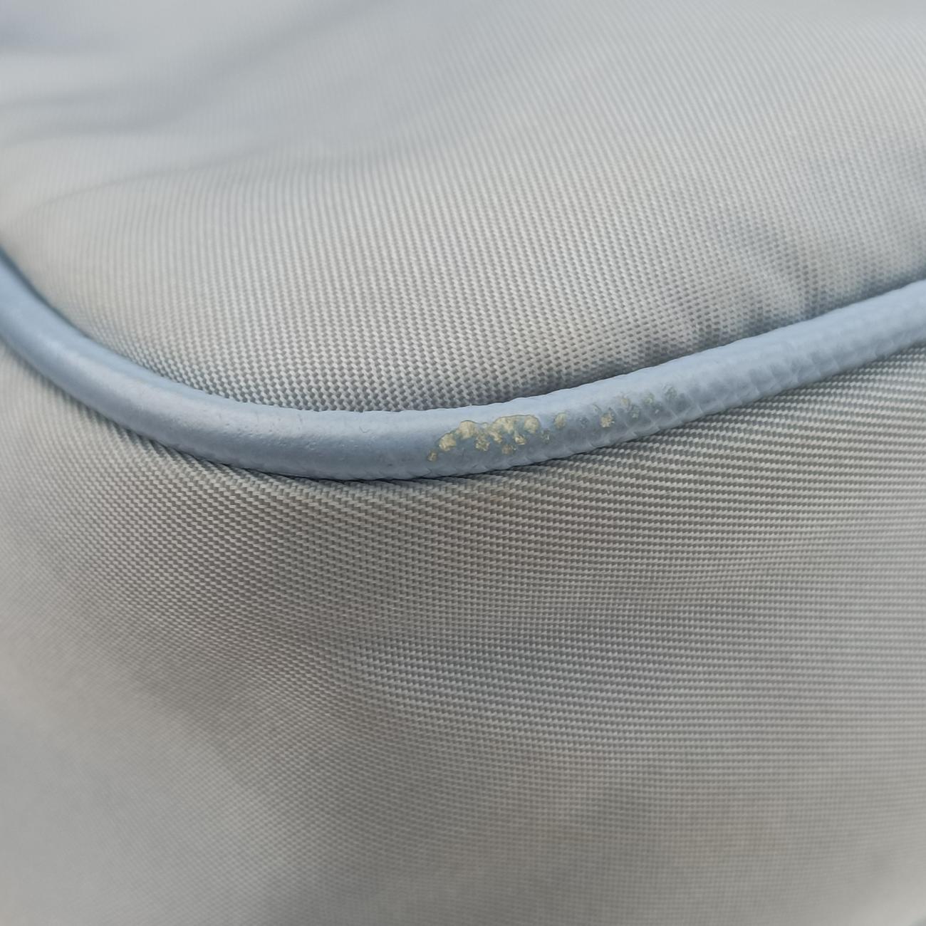 Re-Edition 2005 Re-Nylon Blue nylon 1BH204 103リエディション 2005 リナイロン ブルー ナイロン 1BH204 103