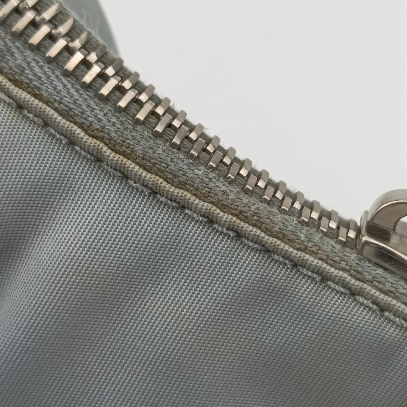 Re-Edition 2005 Re-Nylon Blue nylon 1BH204 103リエディション 2005 リナイロン ブルー ナイロン 1BH204 103