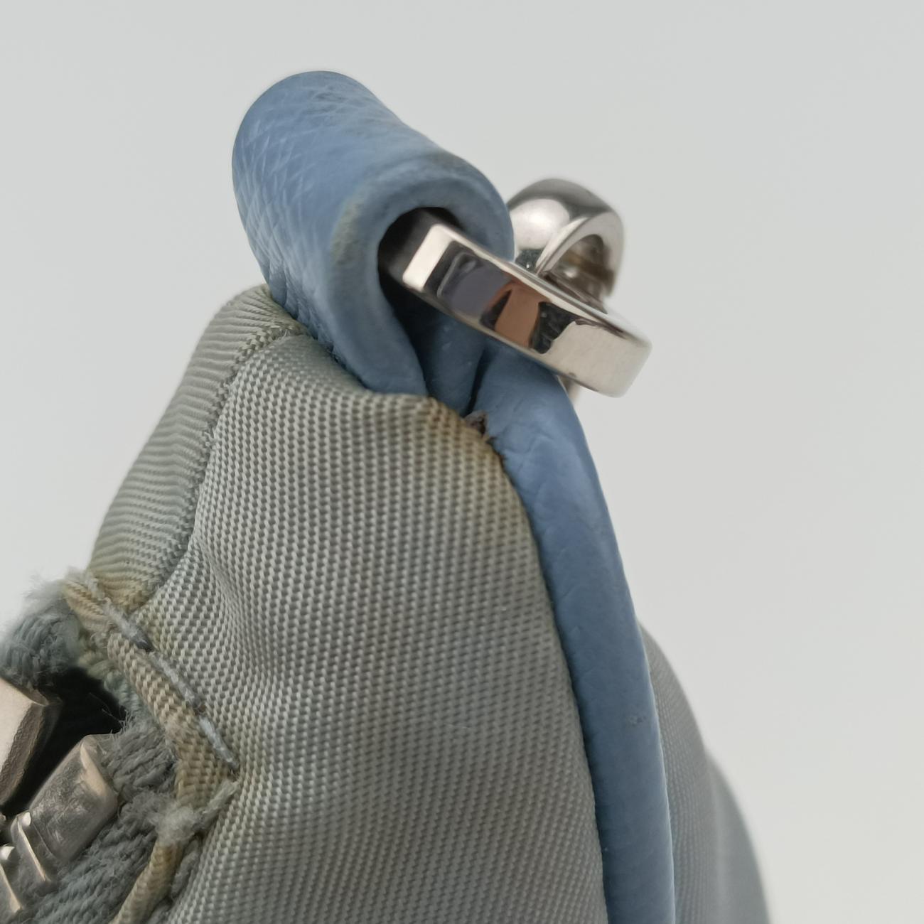 Re-Edition 2005 Re-Nylon Blue nylon 1BH204 103リエディション 2005 リナイロン ブルー ナイロン 1BH204 103