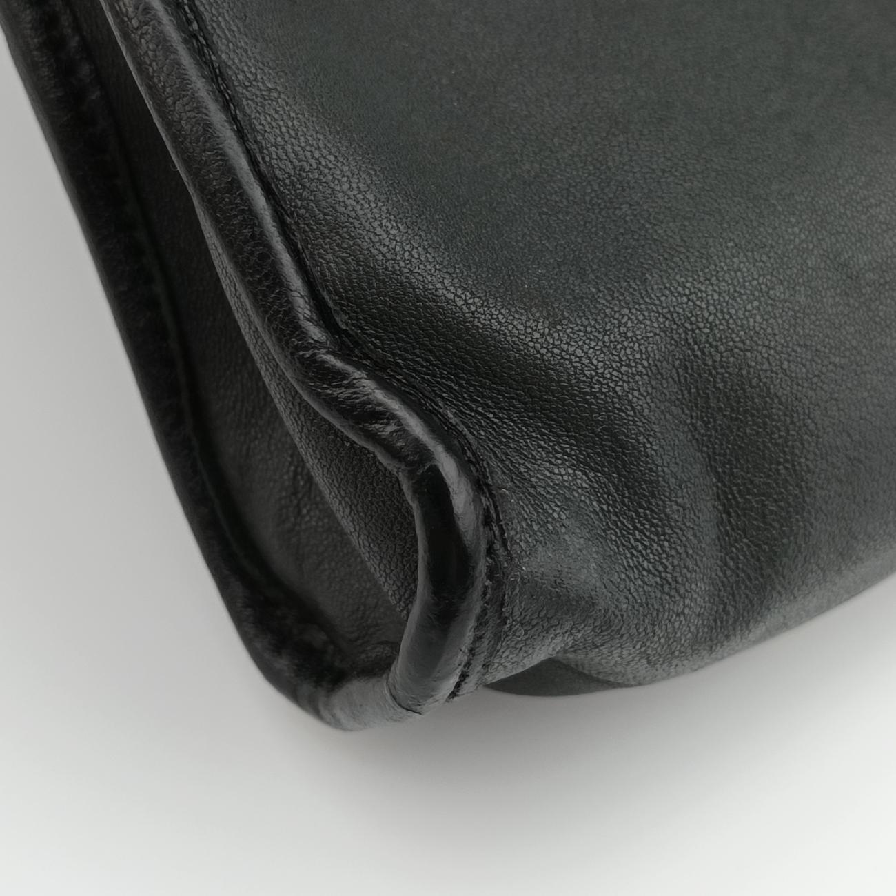 Intrecciato Black lambskin B04606623Uイントレチャート ブラック ラムスキン B04606623U