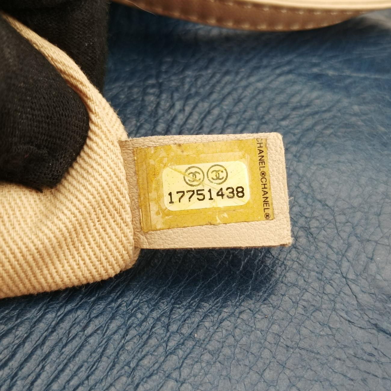 BOY CHANELBlueleatherA6708717751438ボーイシャネルブルーレザーA6708717751438