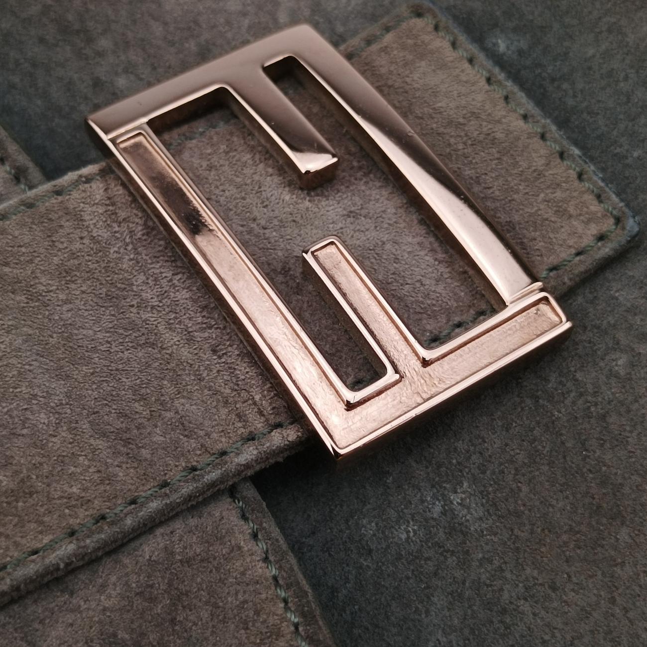 BaguetteBrownsuedeLot number unknownマンマバケットブラウンスエード製番不明