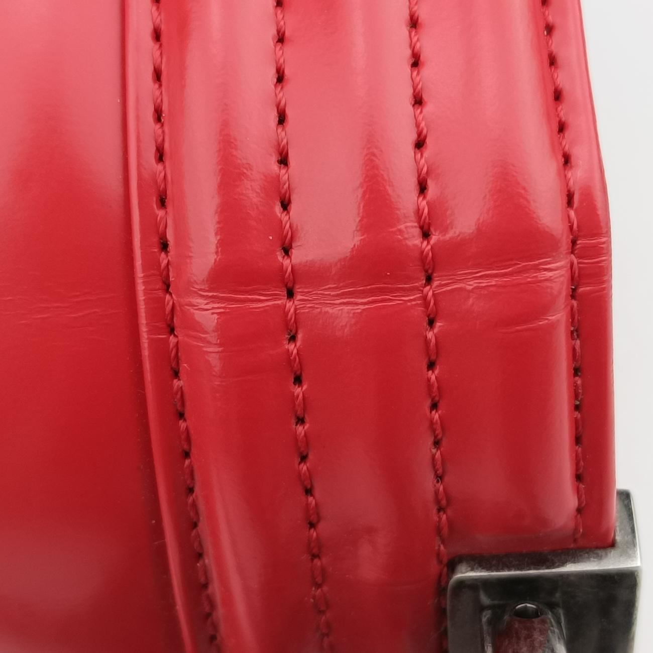 BOY CHANEL Red Leather 21509383ボーイシャネル レッド レザー A67086 21509383