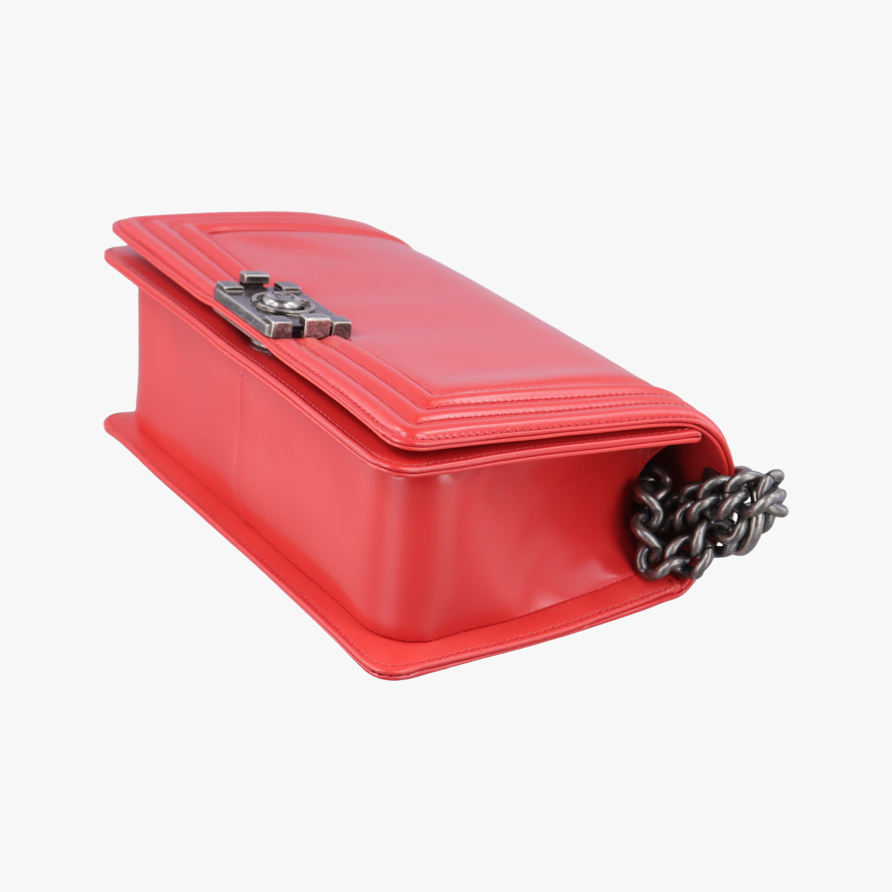 BOY CHANEL Red Leather 21509383ボーイシャネル レッド レザー A67086 21509383