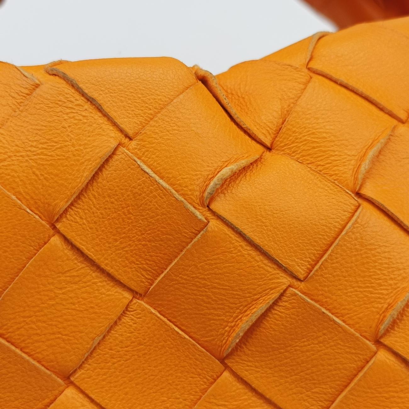 The Jodie Orange lambskin B09953209Uザ ジョディ オレンジ ラムスキン B09953209U