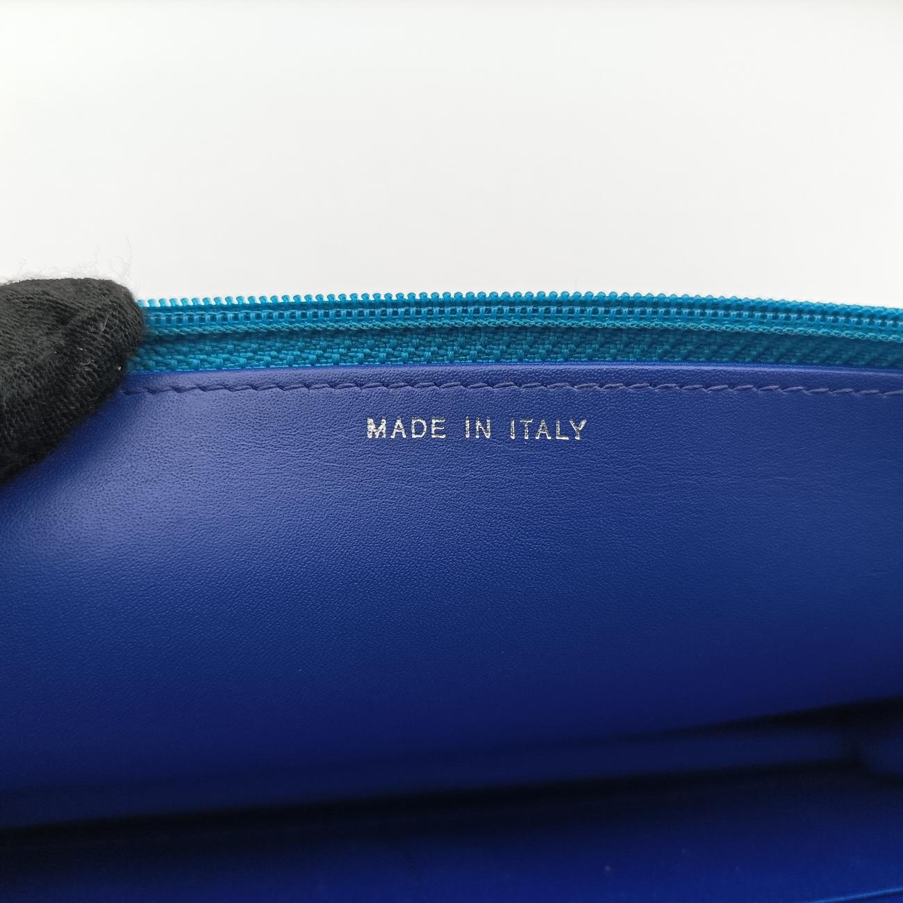Caviar Wallet Chain Blue Leather A68872 17898763キャビア ウォレット チェーン ブルー レザー A68872 17898763