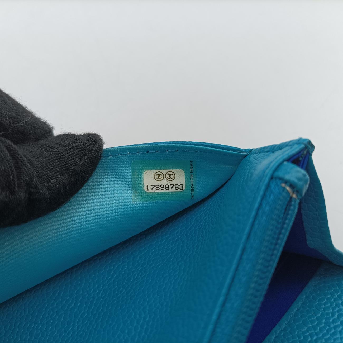 Caviar Wallet Chain Blue Leather A68872 17898763キャビア ウォレット チェーン ブルー レザー A68872 17898763