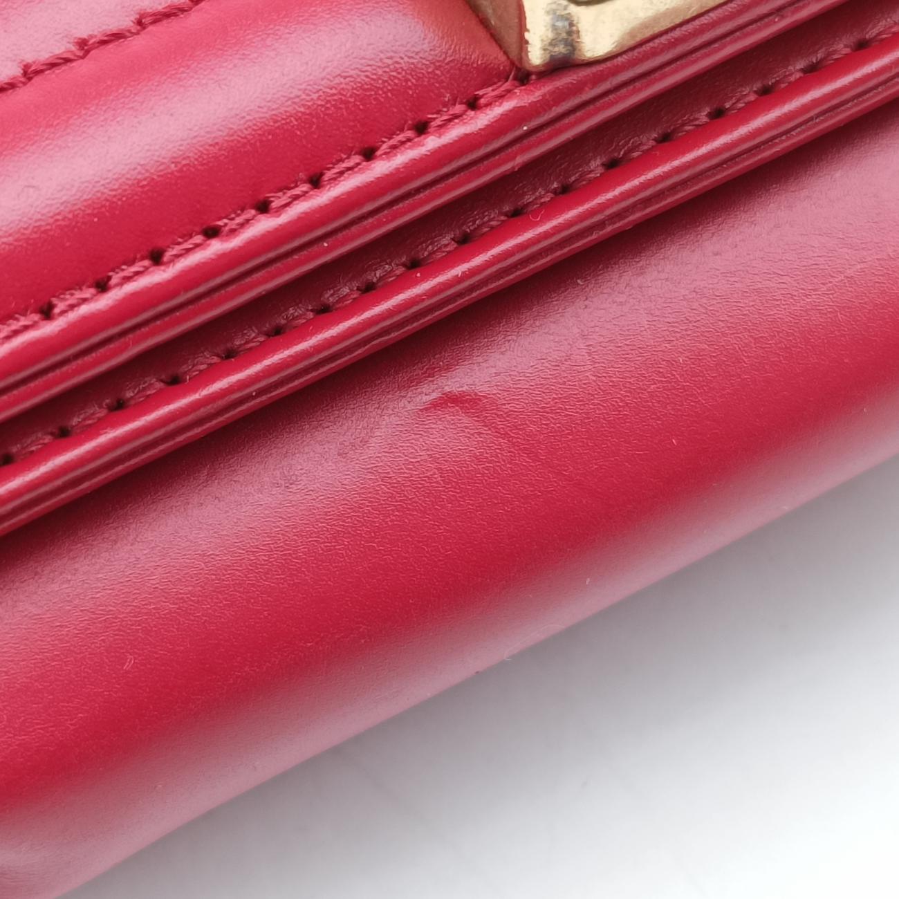 BOY CHANEL Red Leather A66713 15642304ボーイシャネル レッド レザー A66713 15642304