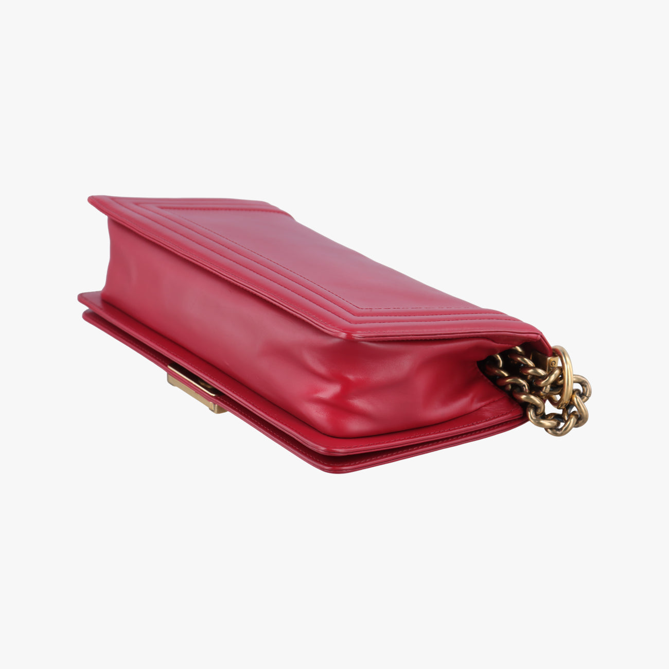 BOY CHANEL Red Leather A66713 15642304ボーイシャネル レッド レザー A66713 15642304