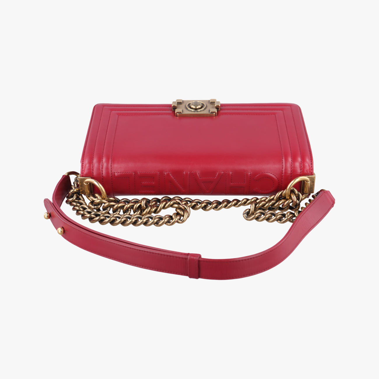 BOY CHANEL Red Leather A66713 15642304ボーイシャネル レッド レザー A66713 15642304