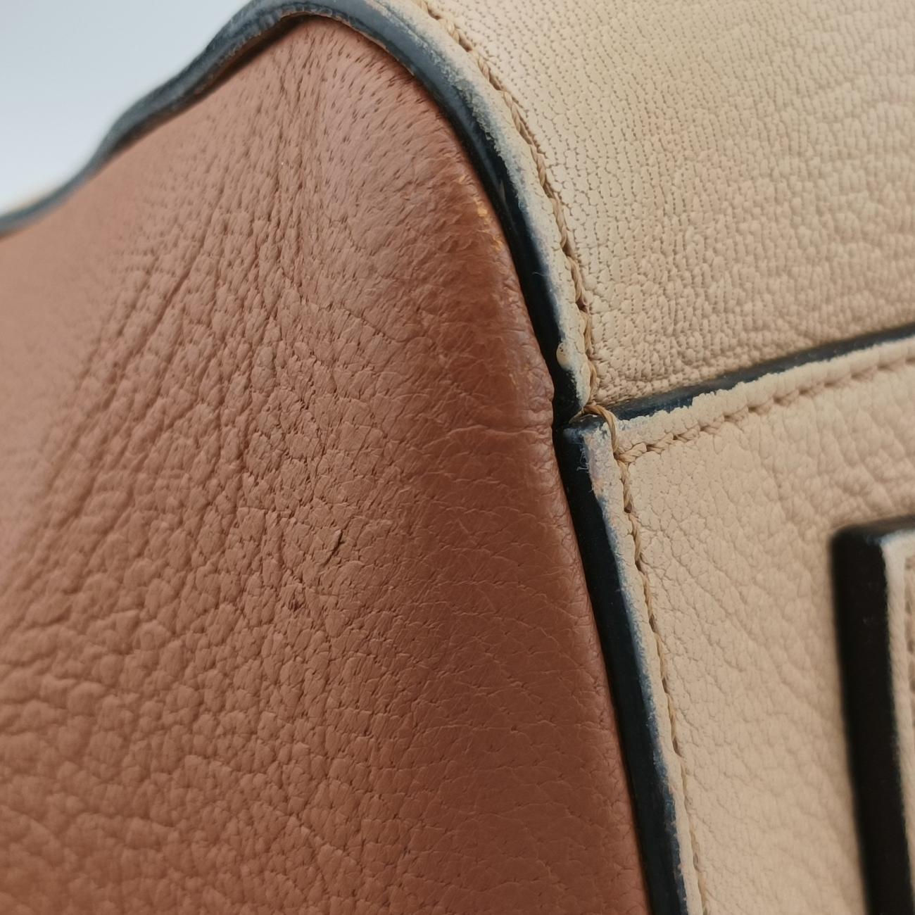 Antigona Red x Brown x Beige Leather 3C0192アンティゴナ レッド×ブラウン×ベージュ レザー 3C0192