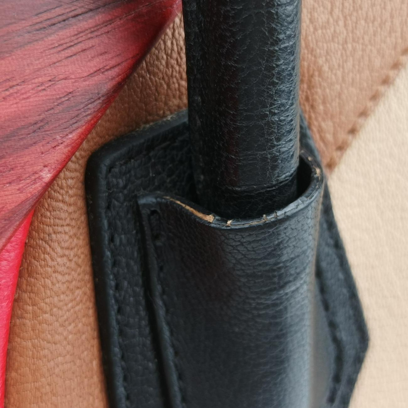 Antigona Red x Brown x Beige Leather 3C0192アンティゴナ レッド×ブラウン×ベージュ レザー 3C0192