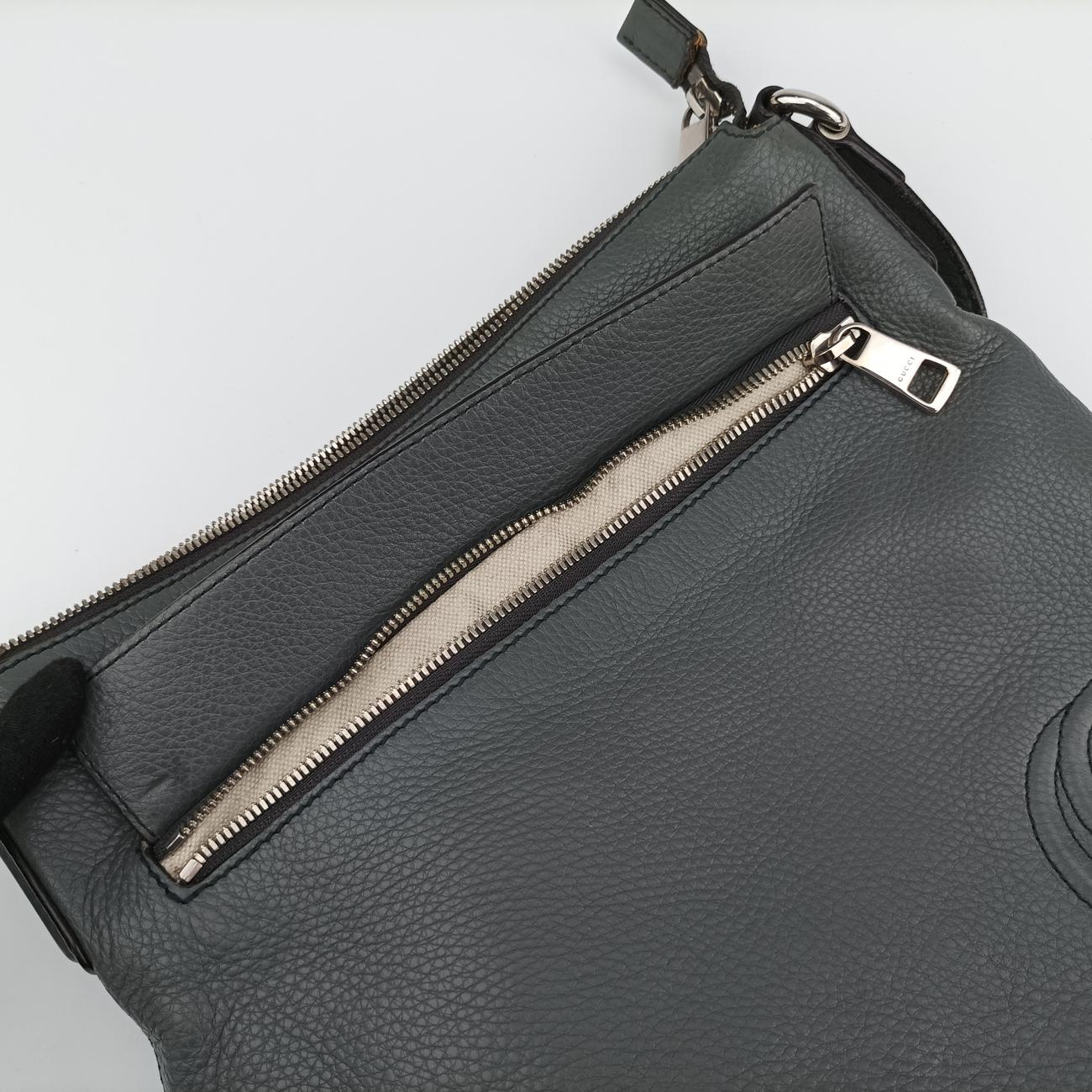Interlocking G Logo Soho Messenger Grey Leather 322059 A016476622インターロッキングG ソーホー メッセンジャー グレー レザー 322059 A016476622