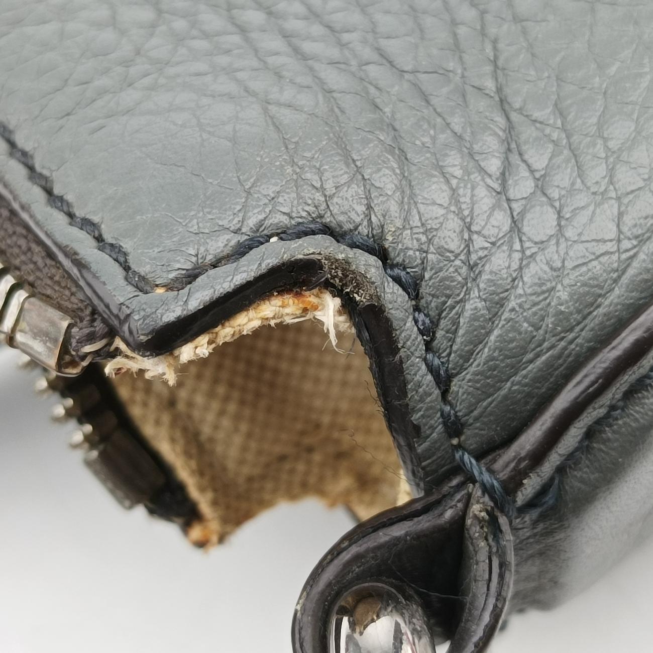 Interlocking G Logo Soho Messenger Grey Leather 322059 A016476622インターロッキングG ソーホー メッセンジャー グレー レザー 322059 A016476622