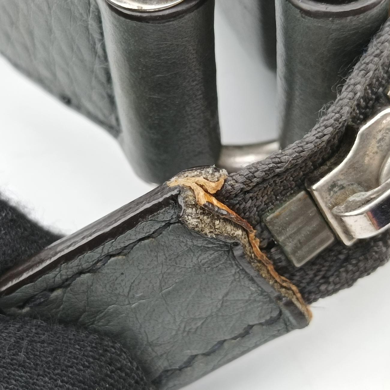 Interlocking G Logo Soho Messenger Grey Leather 322059 A016476622インターロッキングG ソーホー メッセンジャー グレー レザー 322059 A016476622