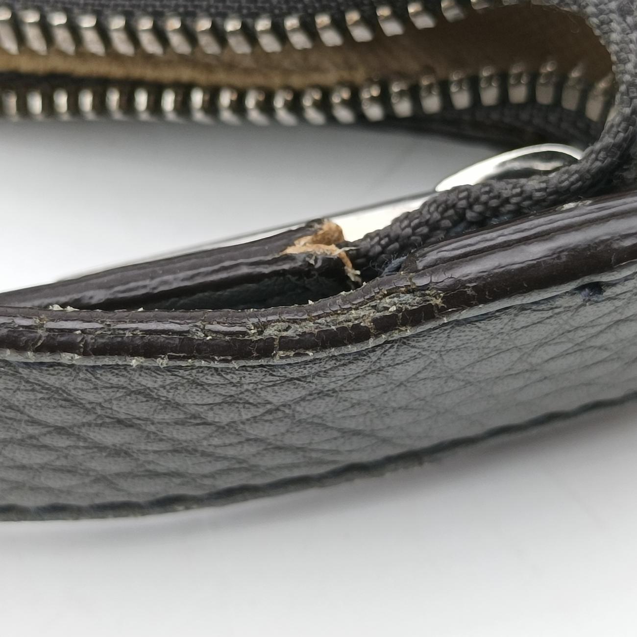 Interlocking G Logo Soho Messenger Grey Leather 322059 A016476622インターロッキングG ソーホー メッセンジャー グレー レザー 322059 A016476622