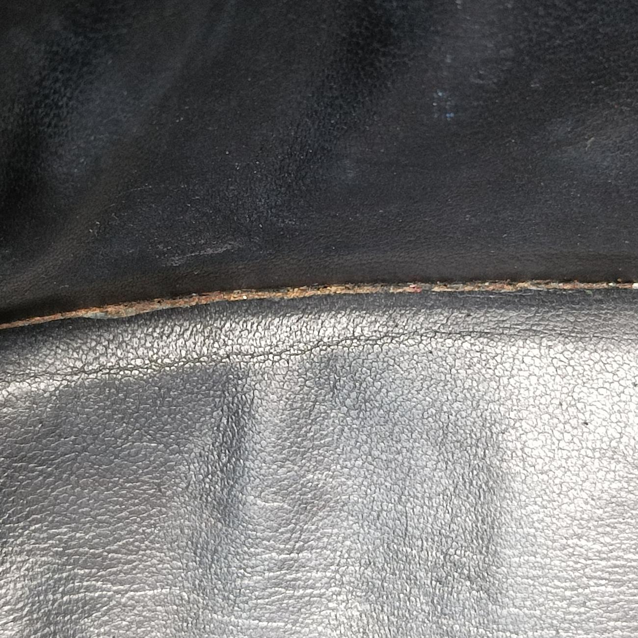 BarcelonaBlackLeather05 17 06バルセロナブラックレザー05 17 06