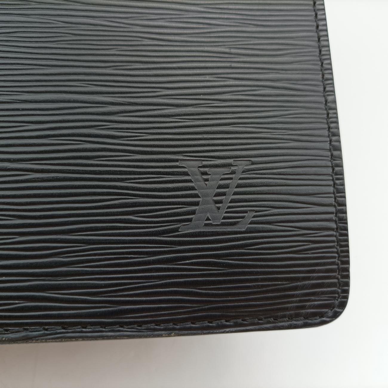 Servite FermoirNoirEpiM54352MI0938セルヴィット フェルモワールノワールエピM54352MI0938