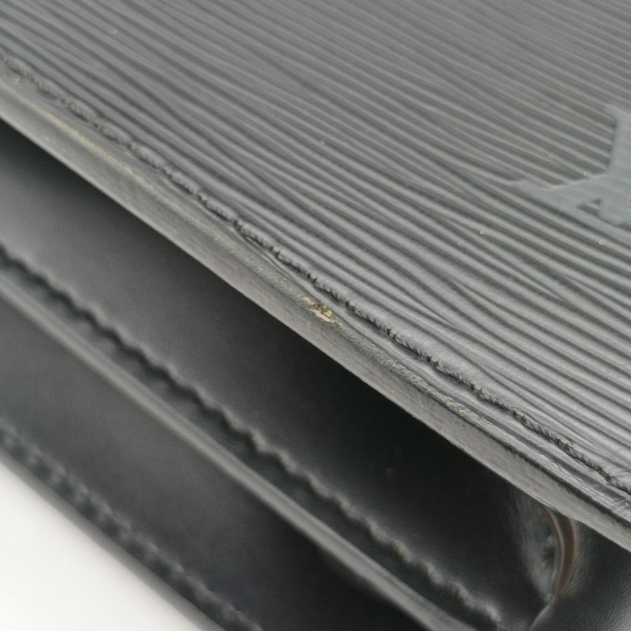 Servite FermoirNoirEpiM54352MI0938セルヴィット フェルモワールノワールエピM54352MI0938