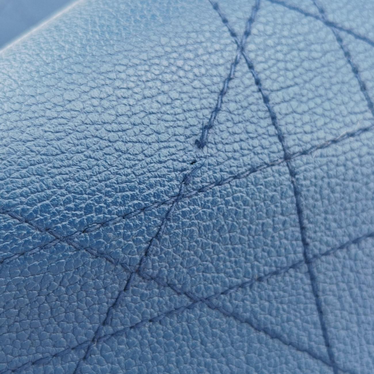 Medium Cannage Grained Blue Leather 01-RU-0166ミディアムカナージュグレイン ブルー レザー 01-RU-0166