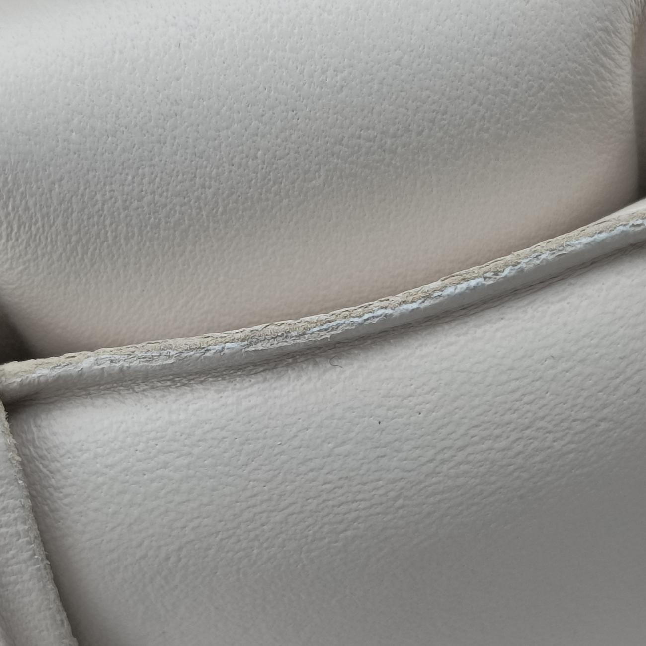 The Chain Cassette White lambskin B09341150Oザ チェーン カセット ホワイト ラムスキン B09341150O