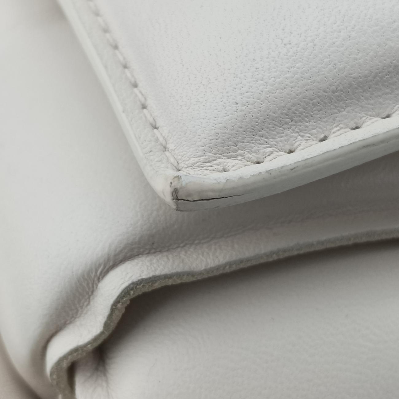 The Chain Cassette White lambskin B09341150Oザ チェーン カセット ホワイト ラムスキン B09341150O