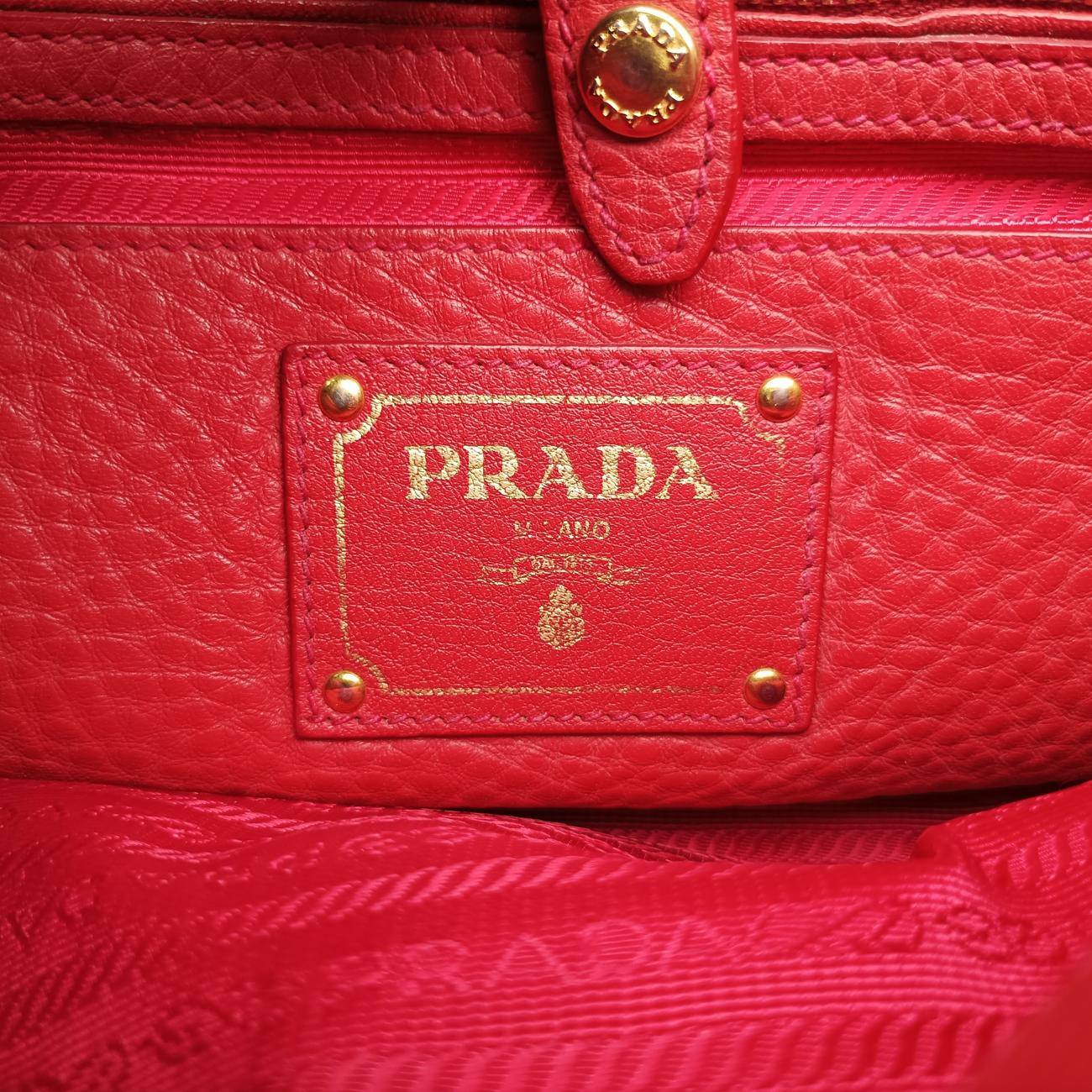 Pionia Vitello Dyno Red Leather BT0951 14/Eピオニア ヴィテッロ ダイノ レッド レザー BT0951 14/E