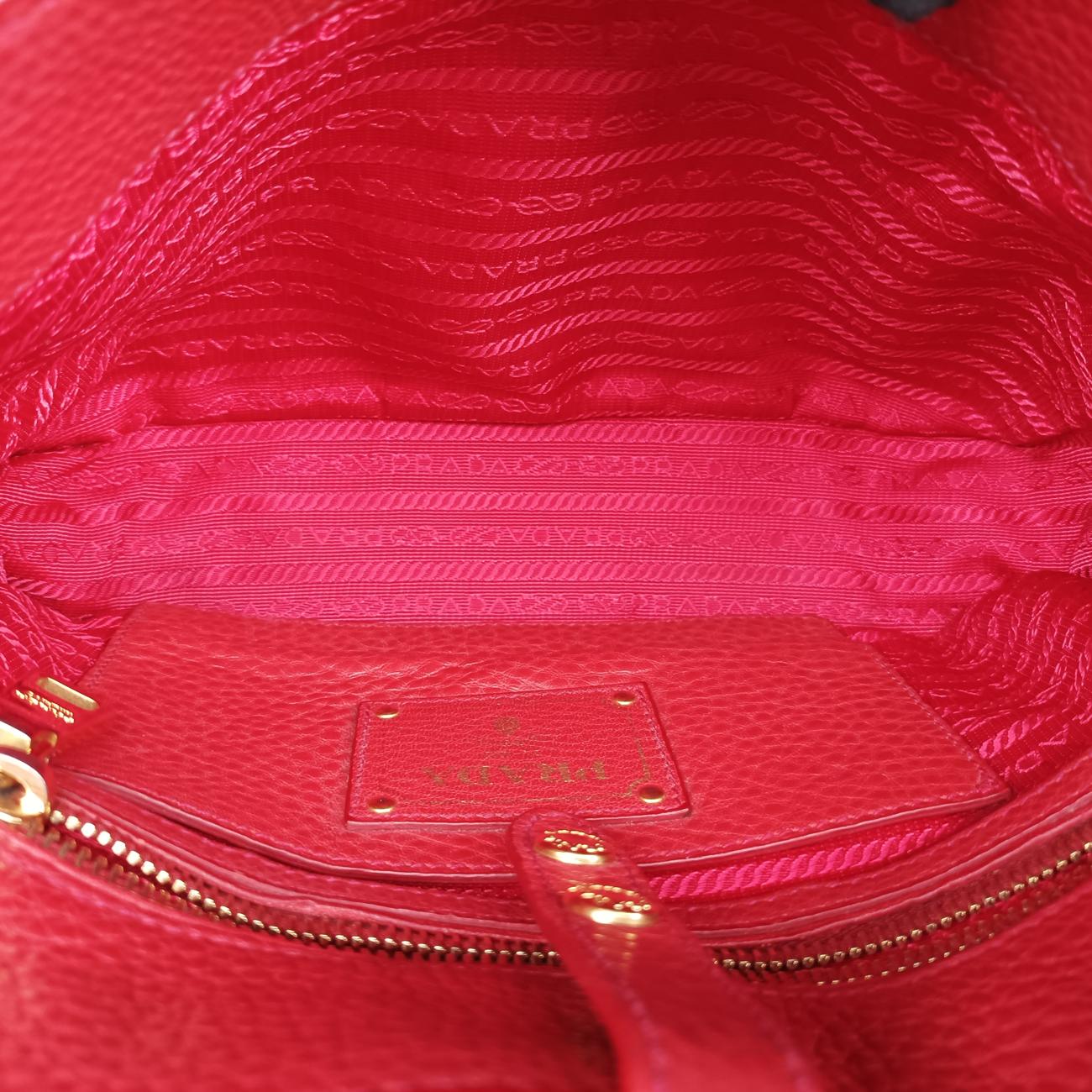 Pionia Vitello Dyno Red Leather BT0951 14/Eピオニア ヴィテッロ ダイノ レッド レザー BT0951 14/E