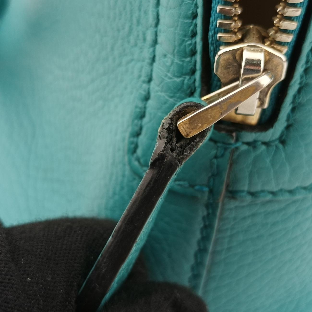 Interlocking G charm Dome Blue Leather 449661 A021395640インターロッキングG チャーム ドーム ブルー レザー 449661 A021395640