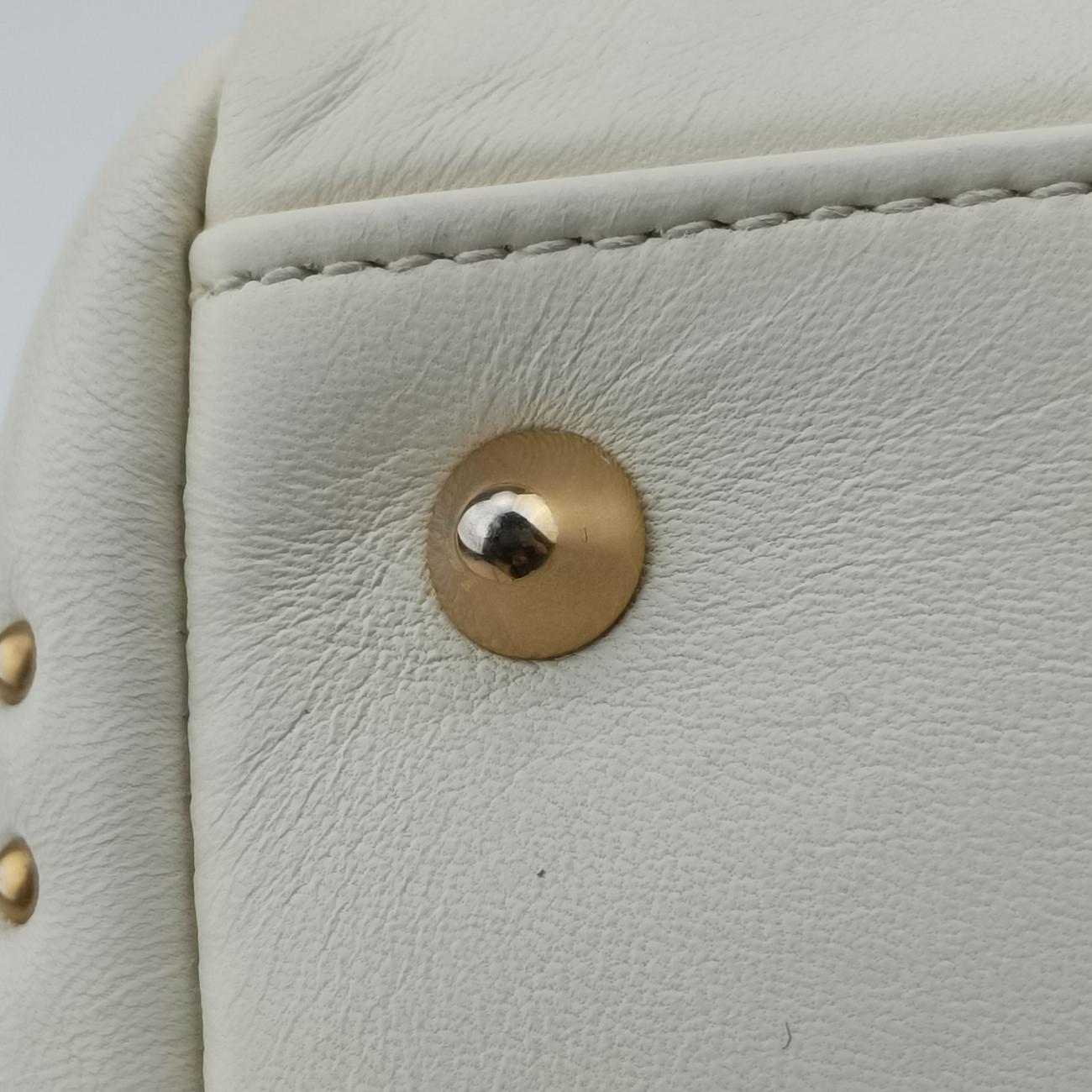 Lady Dior White Leather 16-BO-0117レディディオール ホワイト レザー 16-BO-0117