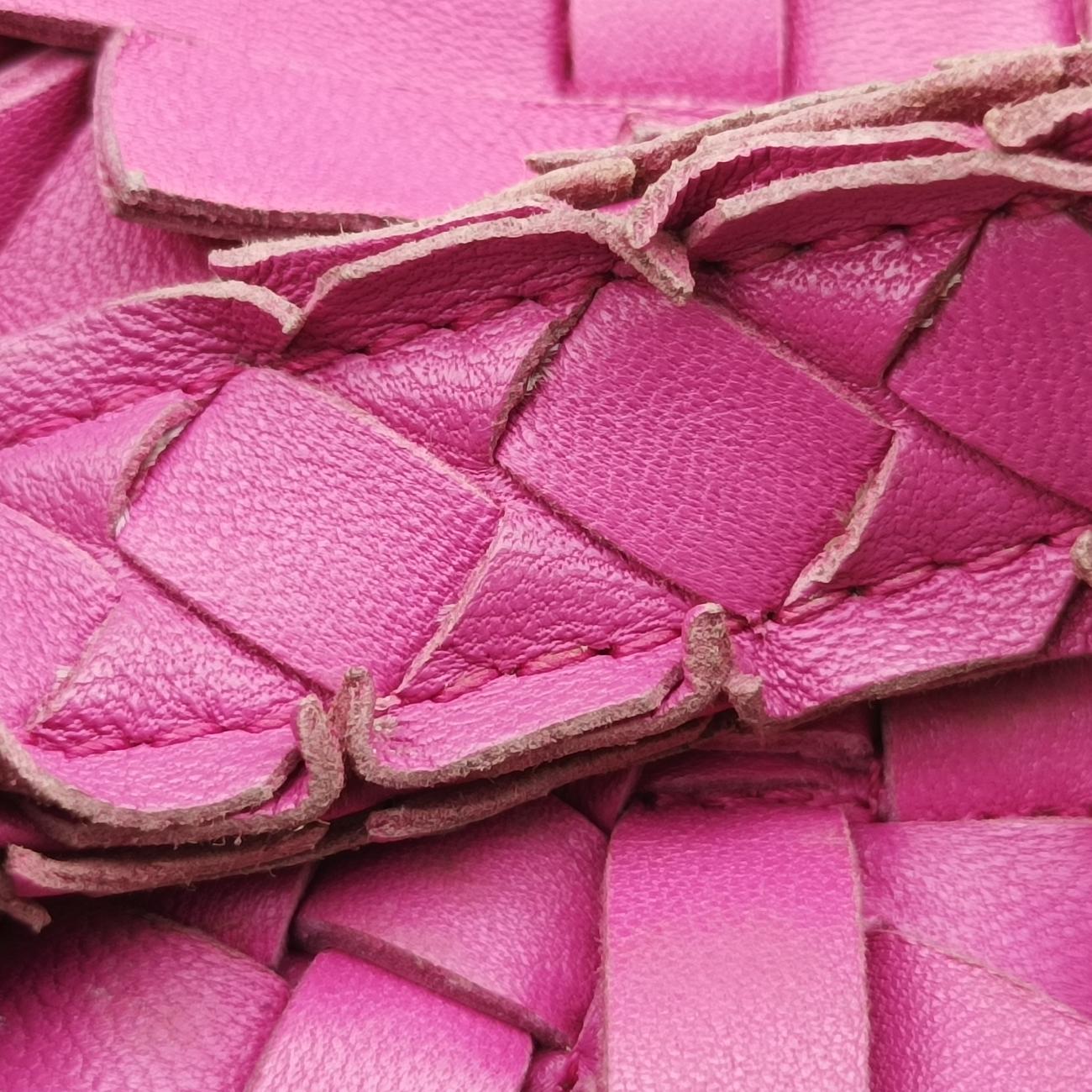 Intrecciato Rose Red lambskin 278480 VT690 6202 EPEV 2011 3790 Aイントレチャート ローズ レッド ラムスキン 278480 VT690 6202 EPEV 2011 3790 A