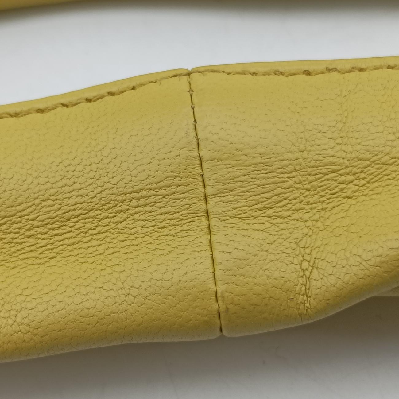 Intrecciato Yellow lambskin B01451144Fイントレチャート イエロー ラムスキン B01451144F