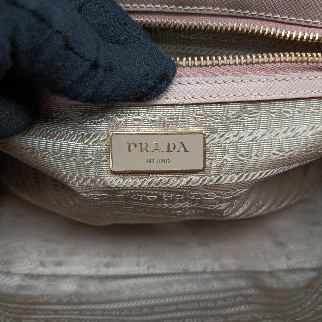 Galleria Pink SAFFIANO Leather BN1801 117ガレリア ピンク サフィアーノレザー BN1801 117