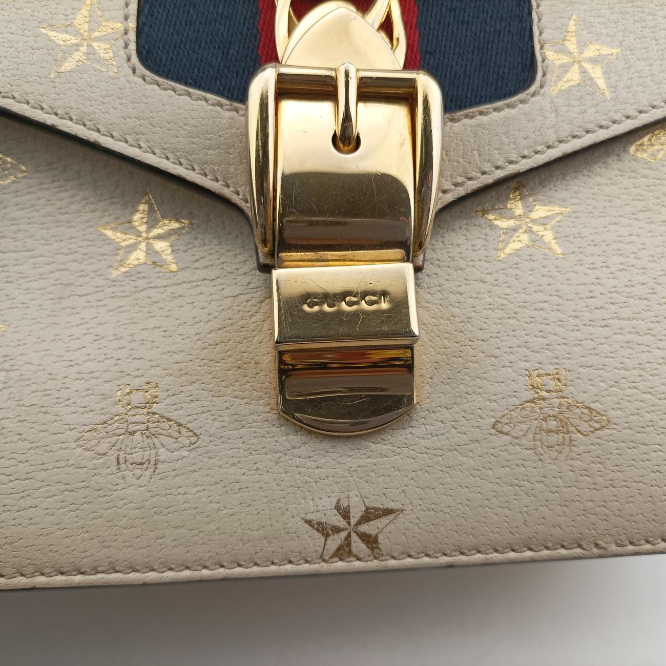 Sylvie Ivory×navy×red Leather C026707430シルヴィ アイボリー×ネイビー×レッド レザー 470270 C026707430